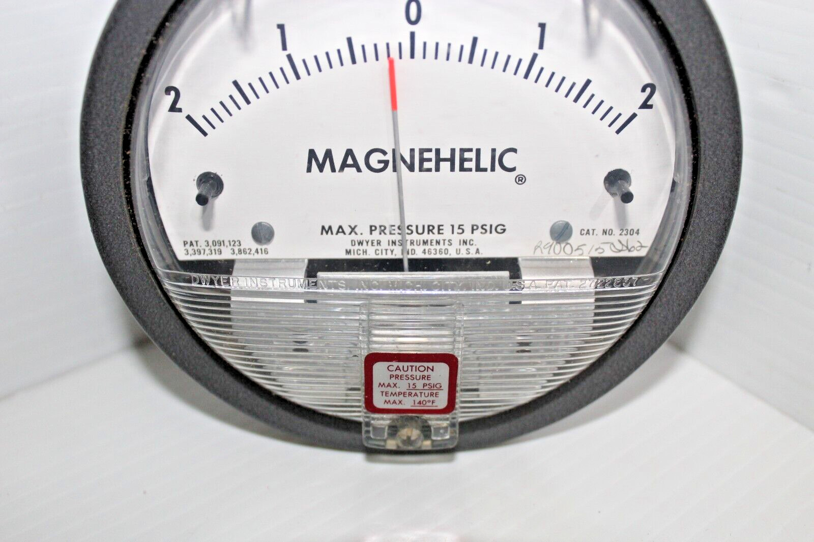 ⭐NEW IN BOX⭐ DWYER 2304 MAGNEHELIC DIFFERENTIAL PRESSURE GAGE