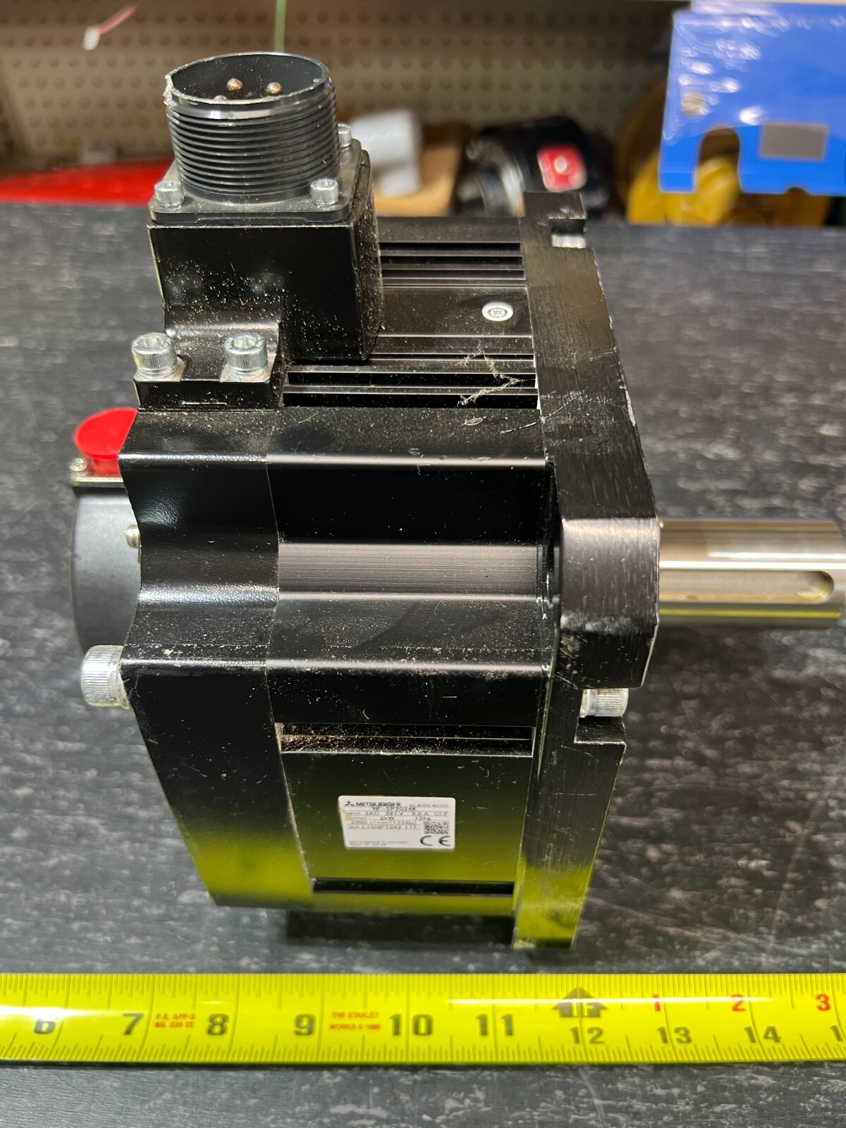 Mitsubishi HF-SP2024K Brushless Rotary Servo Motor IP67
