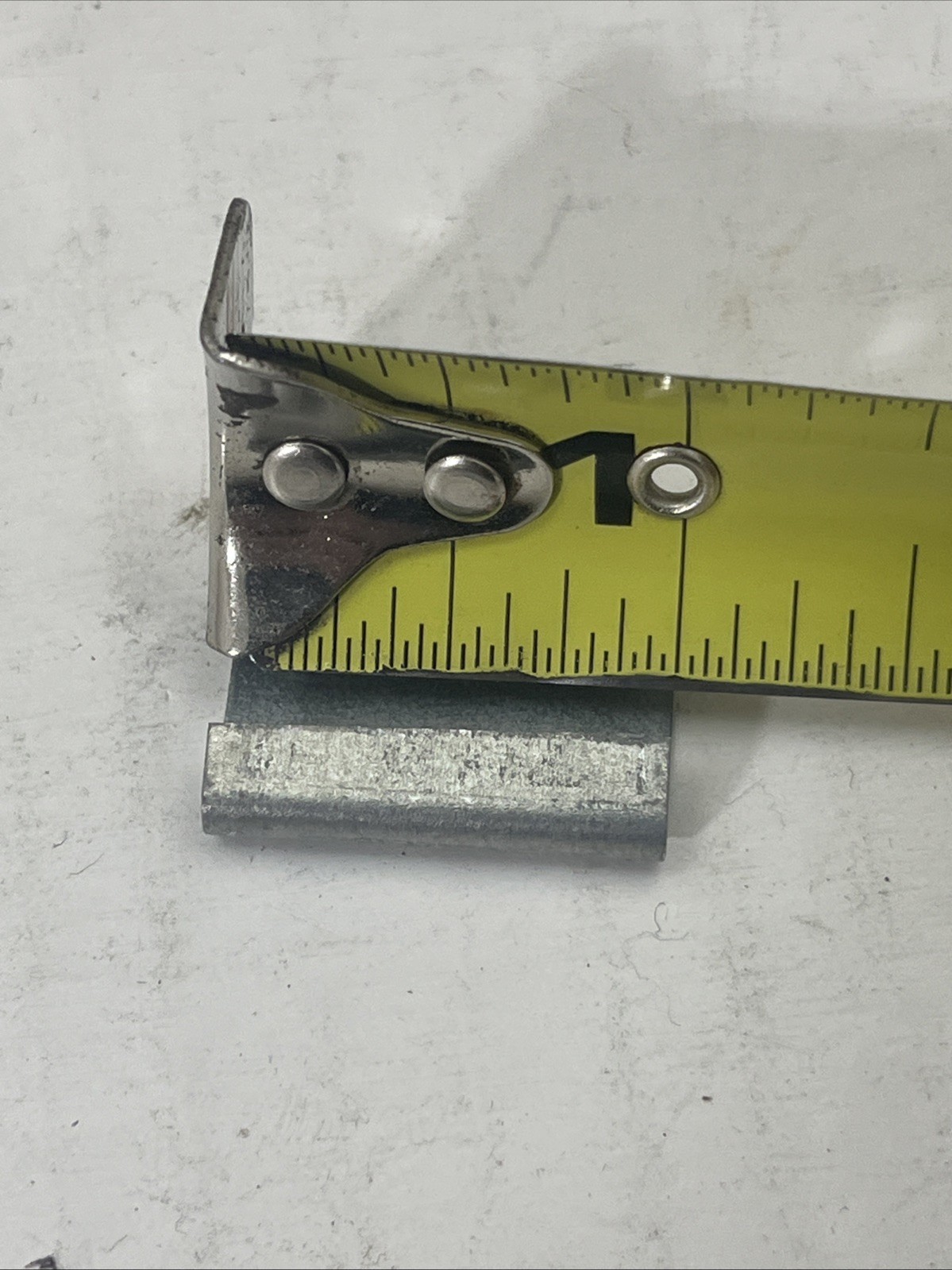 Progressive 5/8″ Closed Metal Strapping Seals, 1000 Per Case
