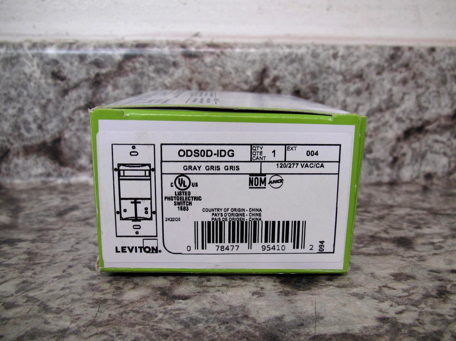 New Leviton ODS0D-IDG 120/277VAC Gray Decora Occupancy Sensor / Wall Switch