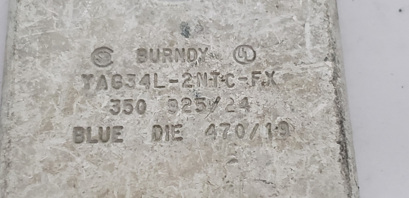 BURNDY YAG34L-2NTC-FX COMPRESSION LUG, 350 MCM, 2 HOLE 1/2″ STUD, NNB