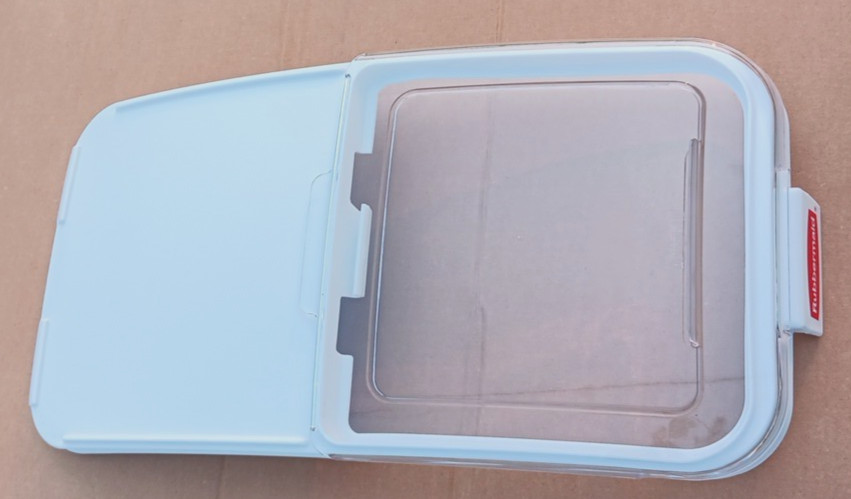 Rubbermaid FG9F7800CLR Clear Sliding Lid w/ 32 oz Scoop for 3602-88