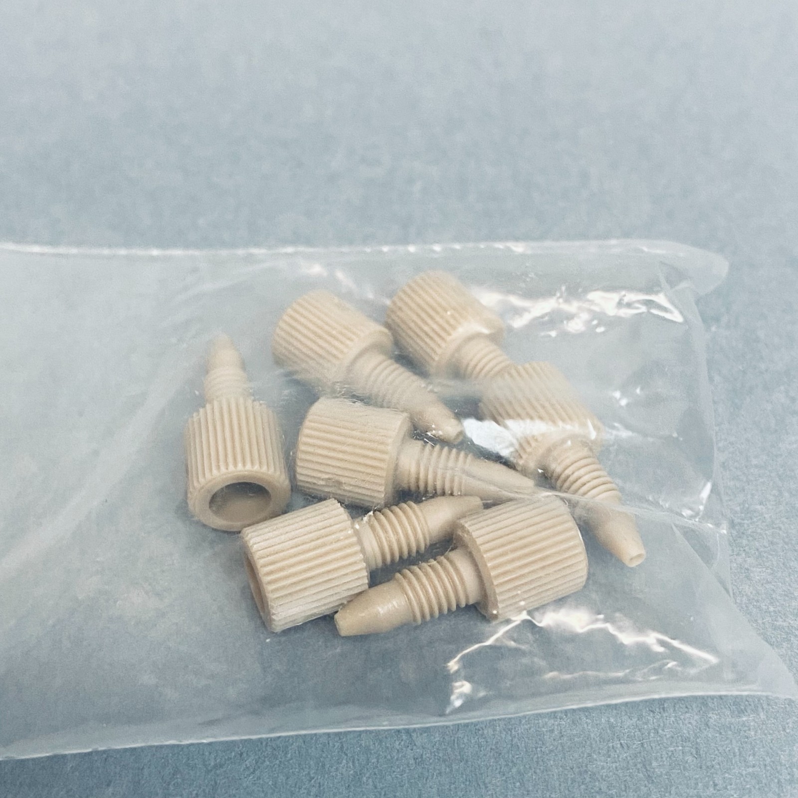 IDEX PEEK One-Piece Fingertight Fitting 1/16 in. OD 10-32 Coned Lot of 7