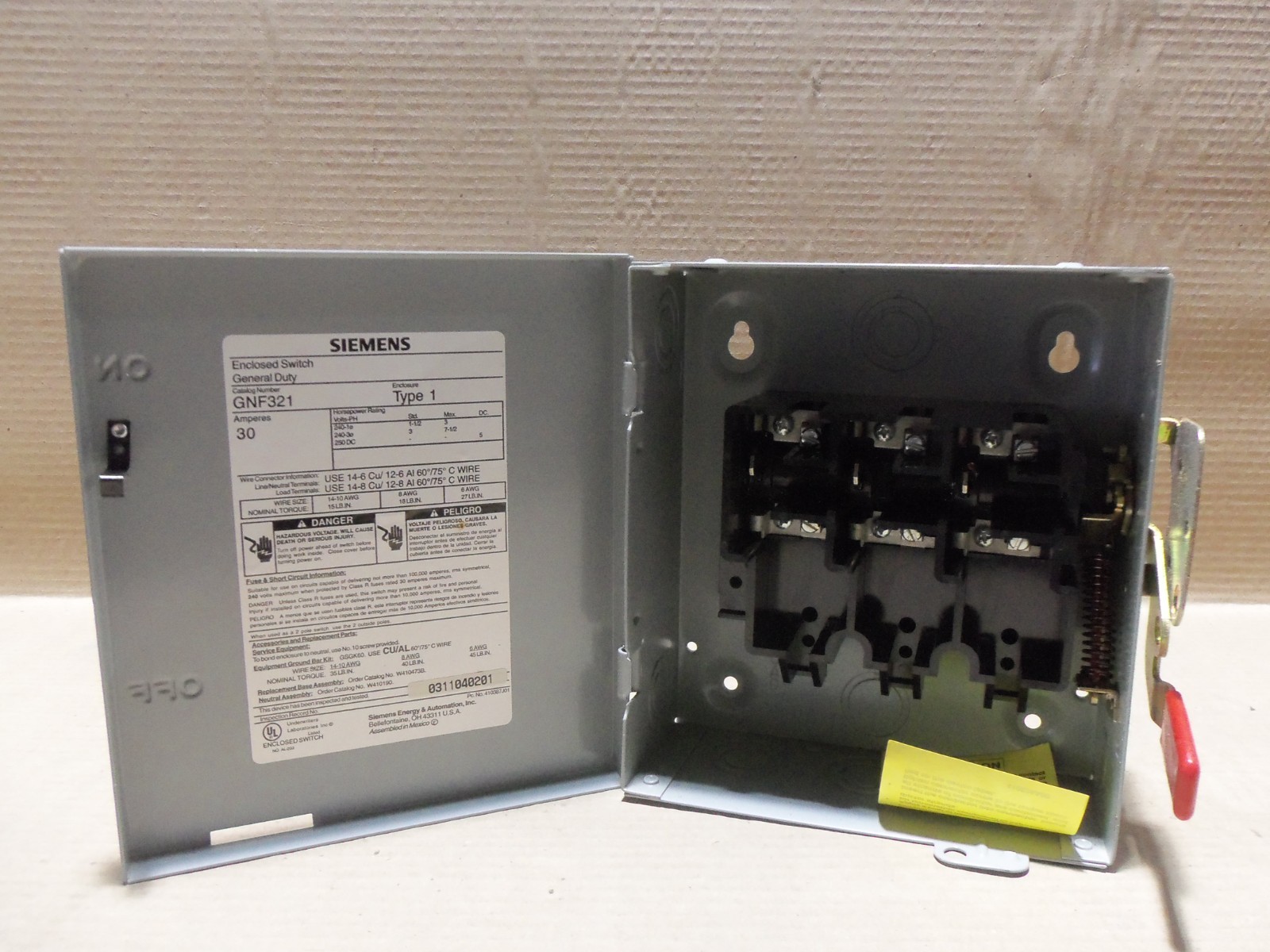 SIEMENS GNF321 30 Amp 240V 3 Phase NON Fusible Disconnect SAFETY SWITCH READ!!