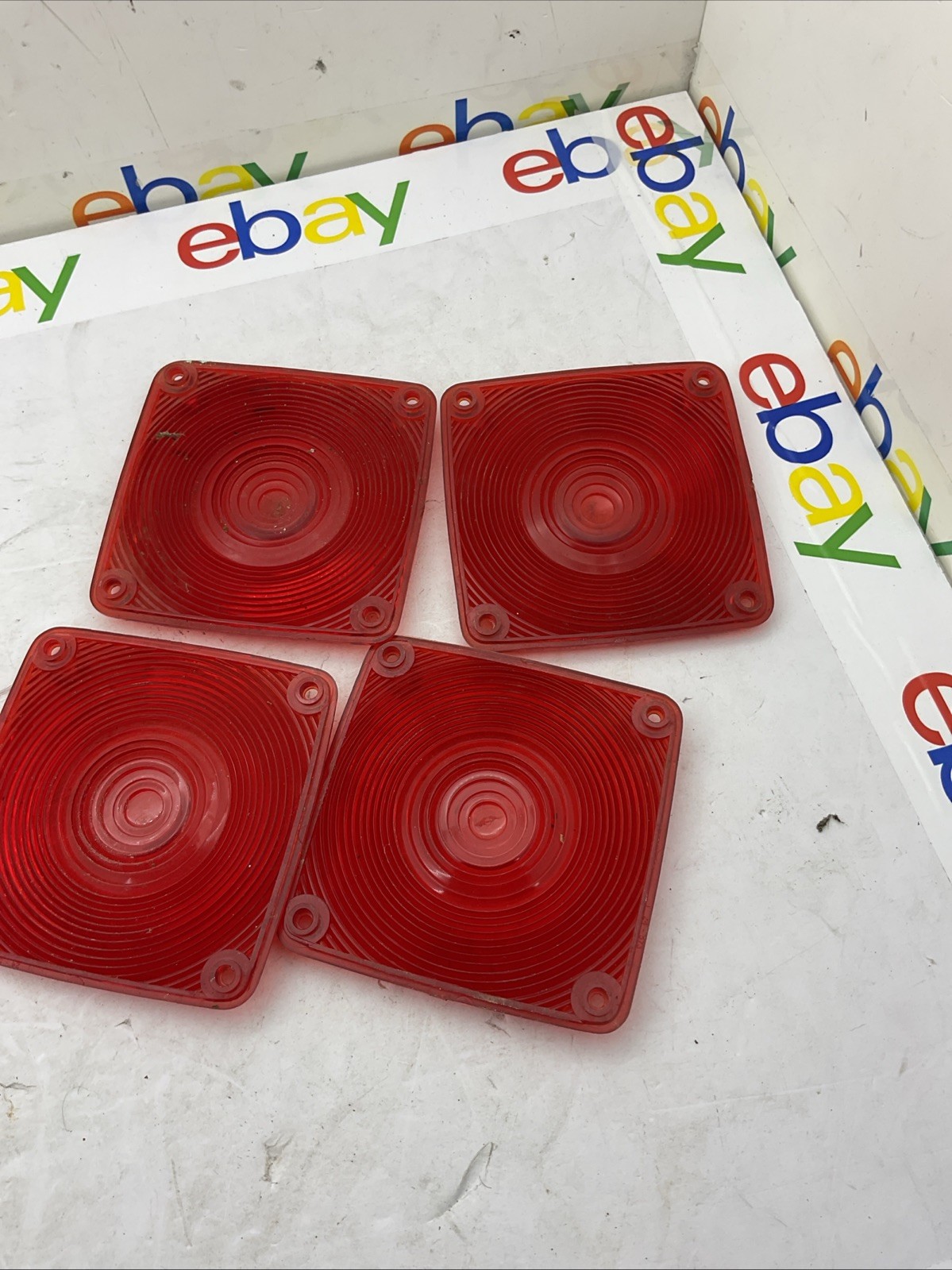 Signal-Stat 4800 RED Tail Light Lamp Lens 4-1/2″ Lot Of 4 Pieces Fast Shippin