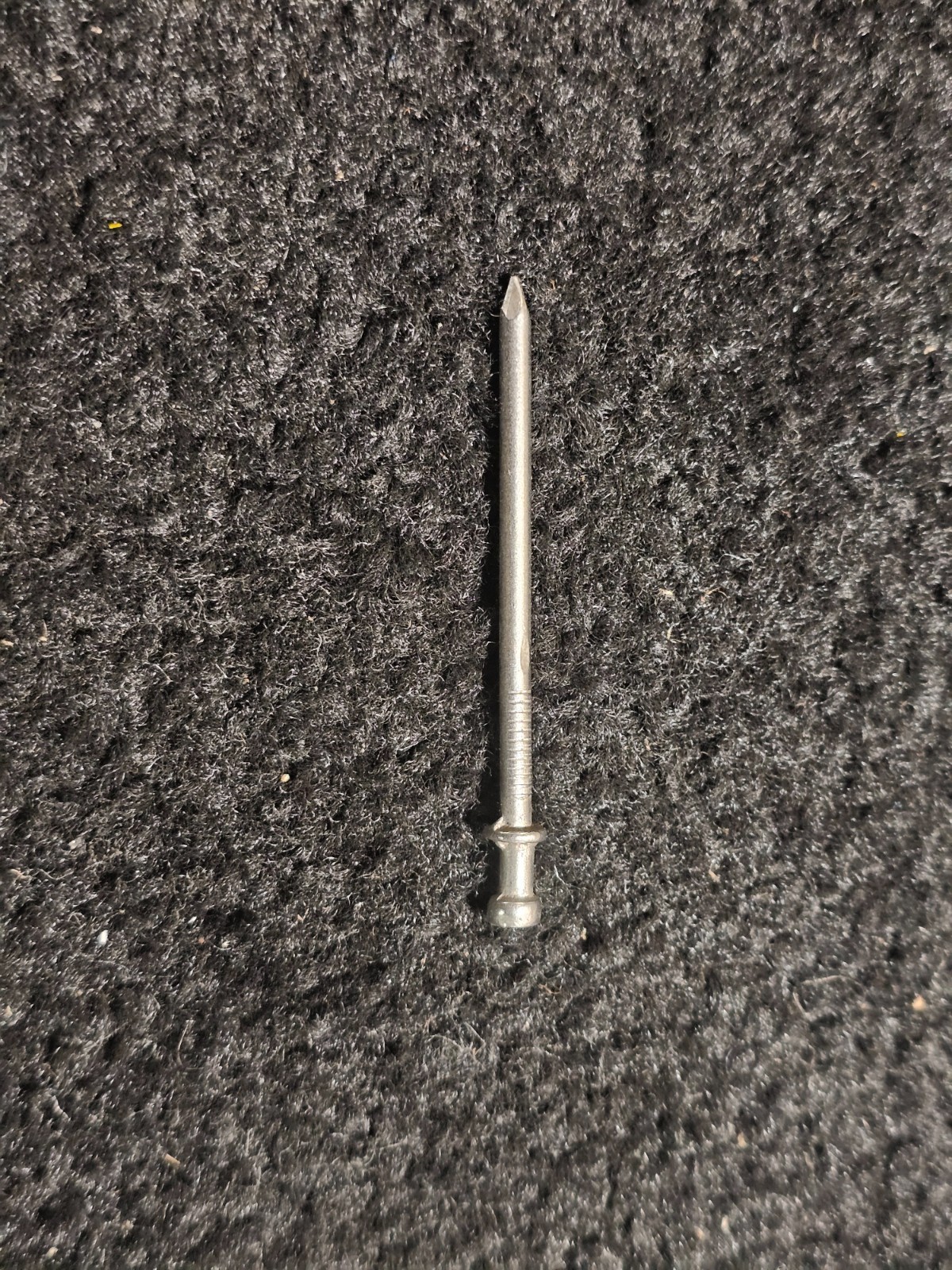 (QTY 2430) Hillman Fasteners™ 461394 Bright Duplex Nails, 2.25″ x 8D, 30 Lb