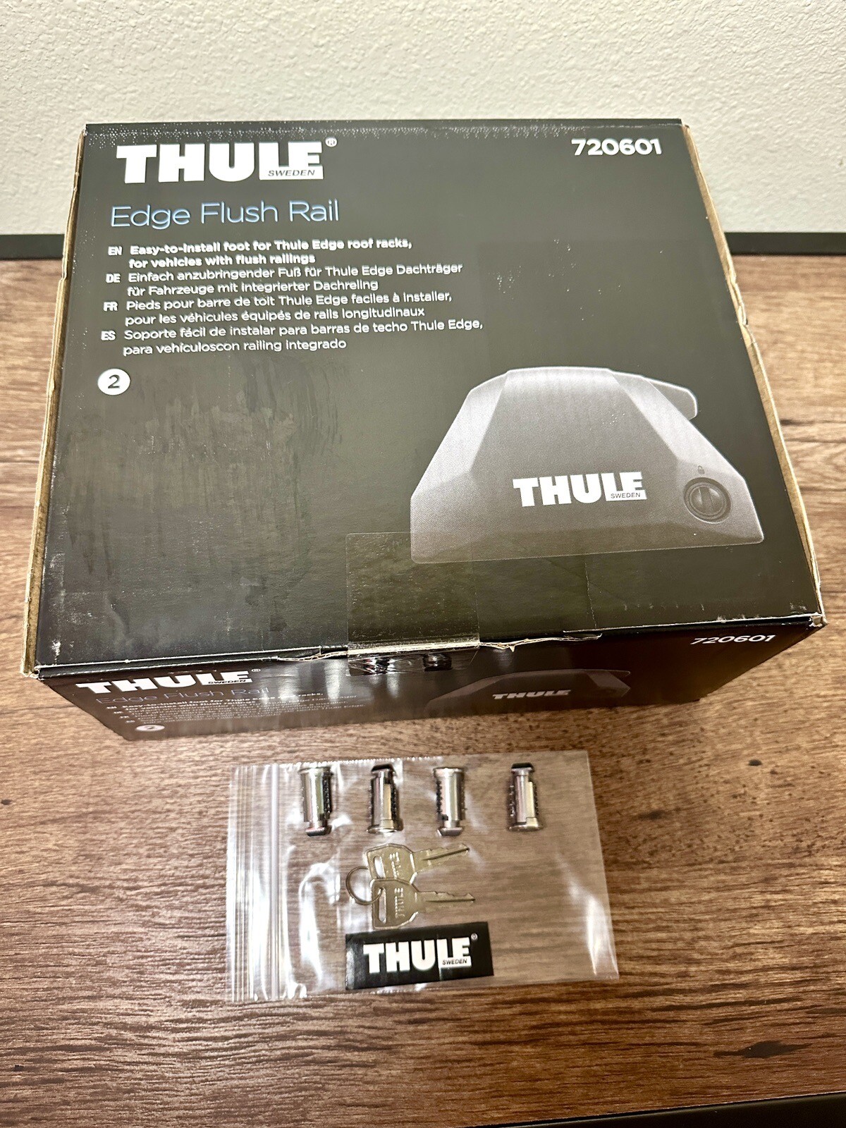 Thule Edge Flush Rail Foot Pack 720601 + Thule Metal Locks (Free $74.95 Value)