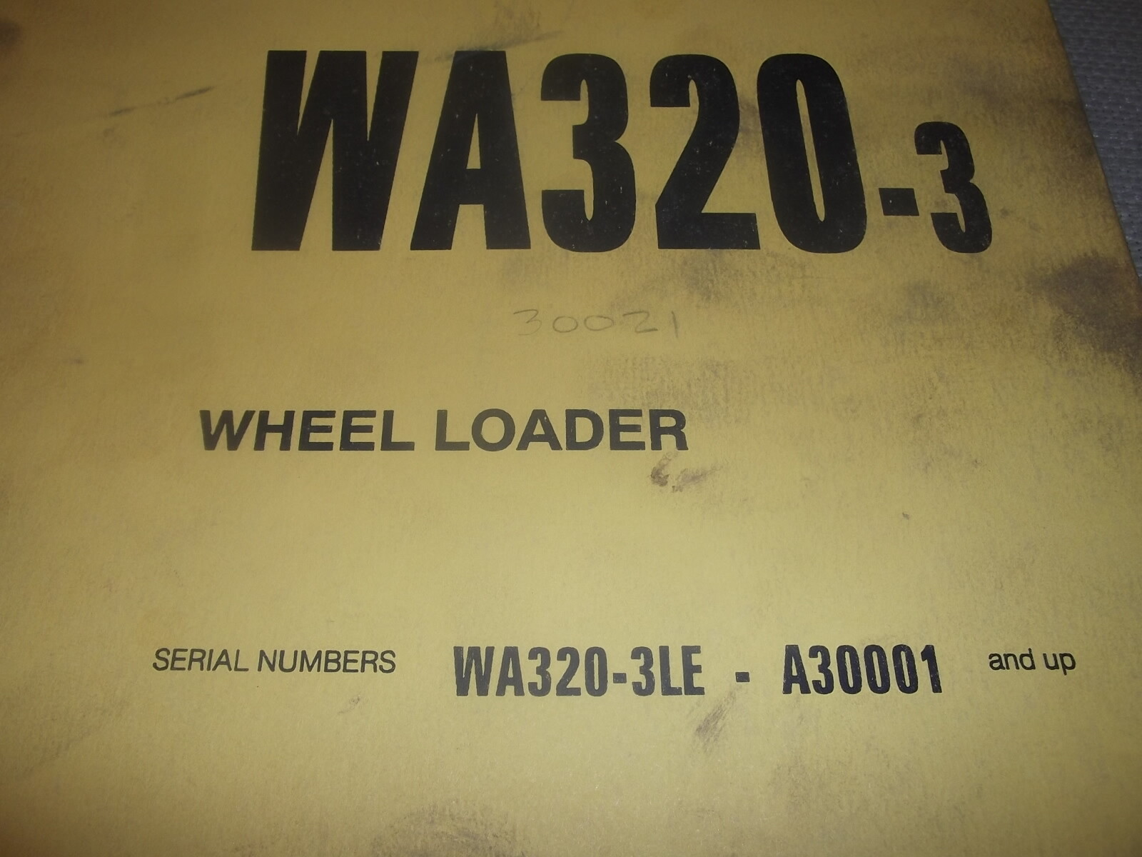 KOMATSU WA320-3 WHEEL LOADER OPERATION MAINTENANCE BOOK MANUAL S/N A30001-UP