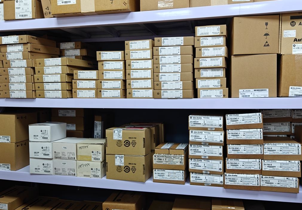 AB 1756-IF8 /A Controllogix 8 Point A/I Module AB 1756 IF8