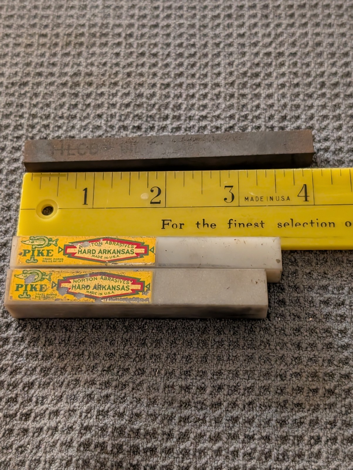 Set Of 5 Norton Abrasives Oilstone India, Soft Arkansas And Pike Hard Arkansas