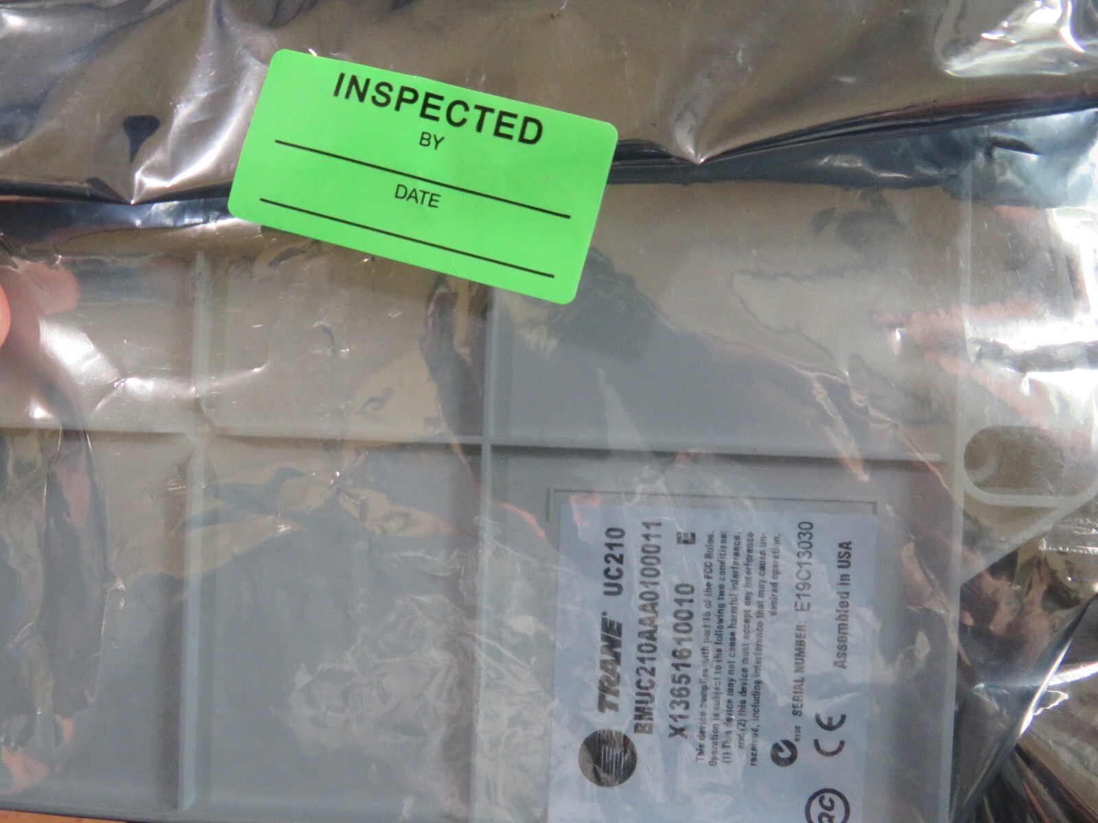 TRANE UC210 X13651610010 PRGRM VAV CONTROLLER NO ACTUATOR BMUC210AAA0100011