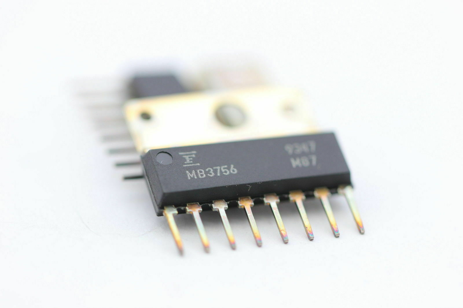 MB3756 FUJITSU INTEGRATED CIRCUIT NOS (New Old Stock) 1PC. C551AU5F100516