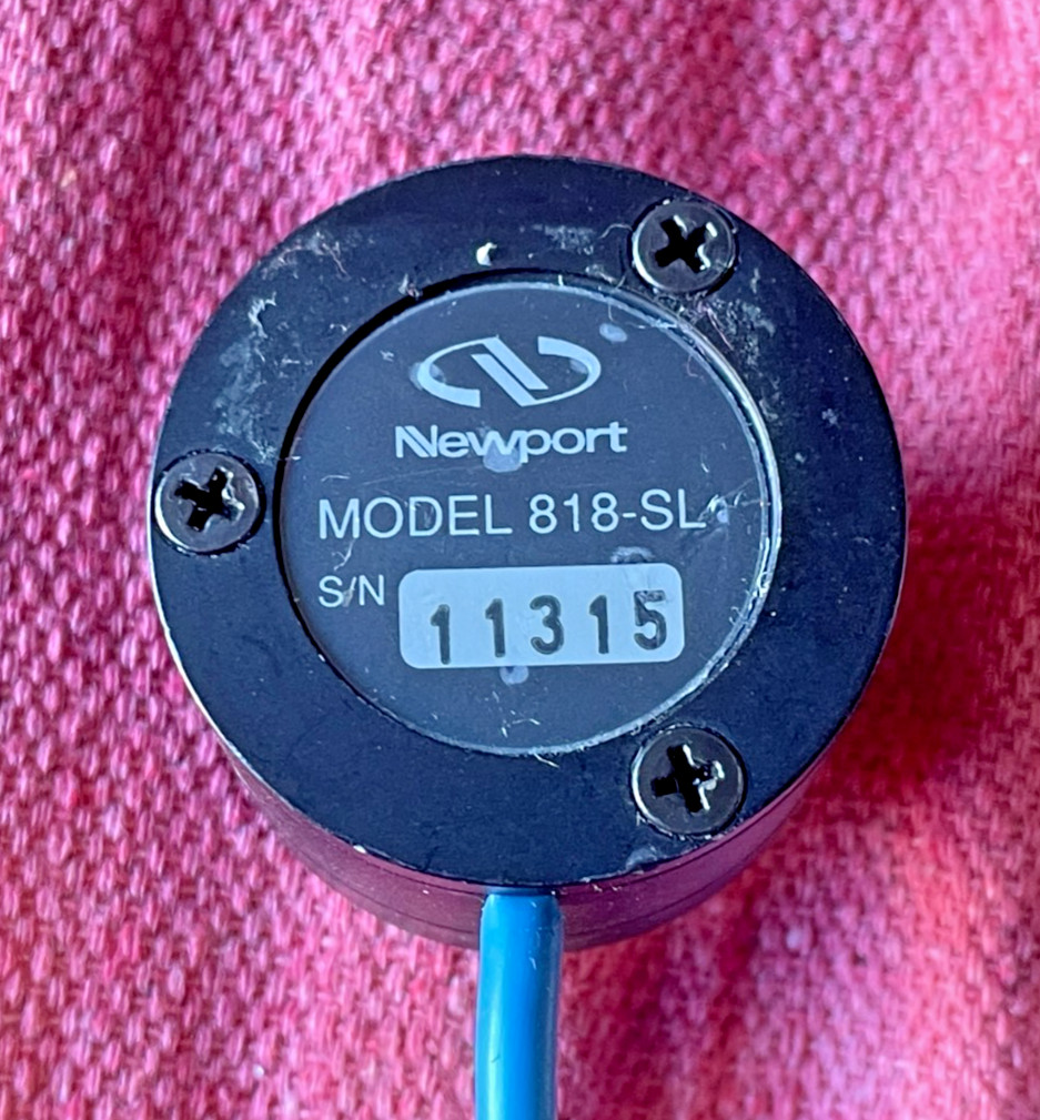 Newport 818-SL Silicon Photodetector 400..1100nm with 883-SL Filter