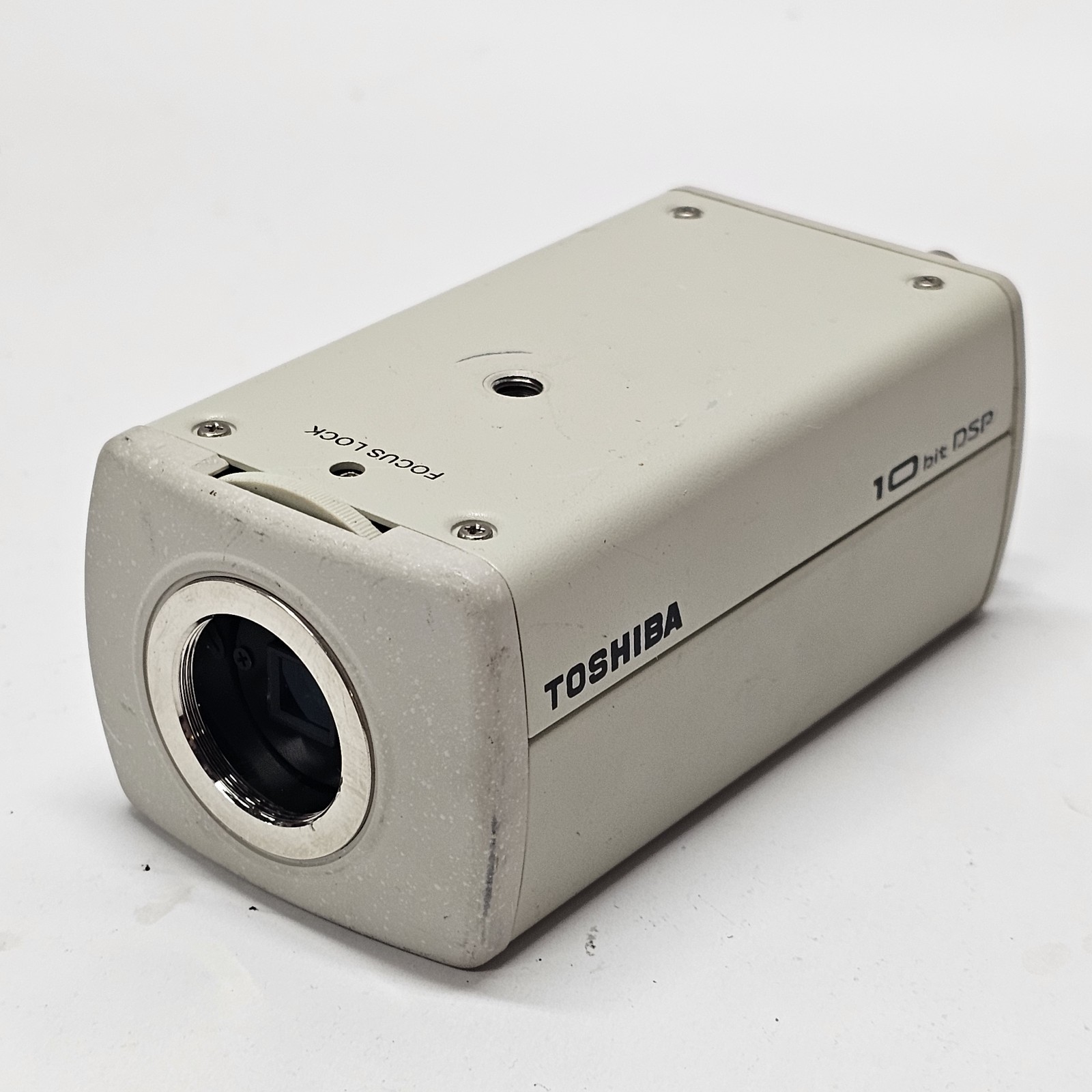 TOSHIBA IK-6410A CCD Color 10 Bit DSP 24V 3.5W Security Camera UNTESTED AS IS
