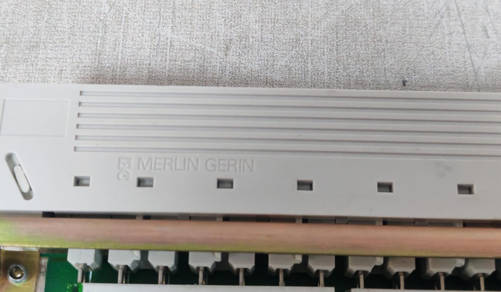 MERLIN GERIN 03143350F0-2/D0 03143344FA-G0-0241152 CIRCUIT BOARD
