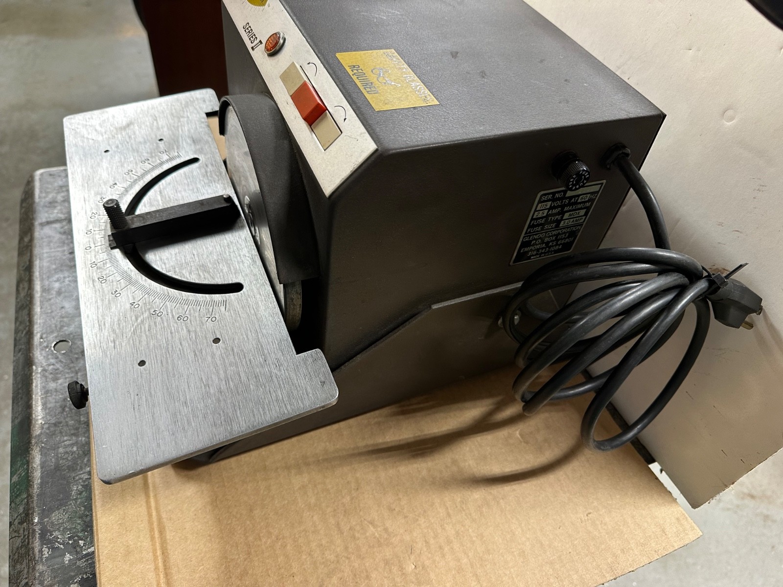GLENDO ACCU-FINISH SERIES II 6″ CARBIDE GRINDER 115V + 360 GRIT DIAMOND WHEEL