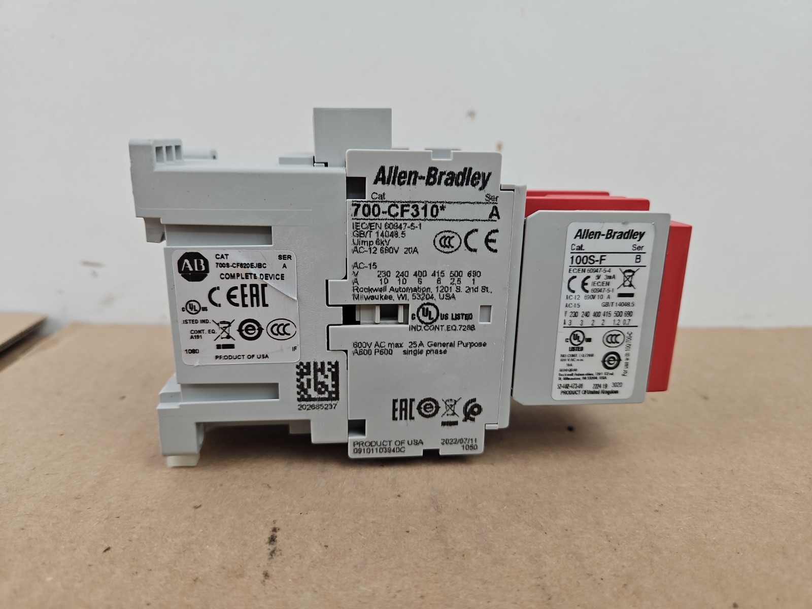 NEW NO BOX Allen Bradley 700S-CF620EJBC Safety Relay 6NO/2NC 700-CF310 100S-F