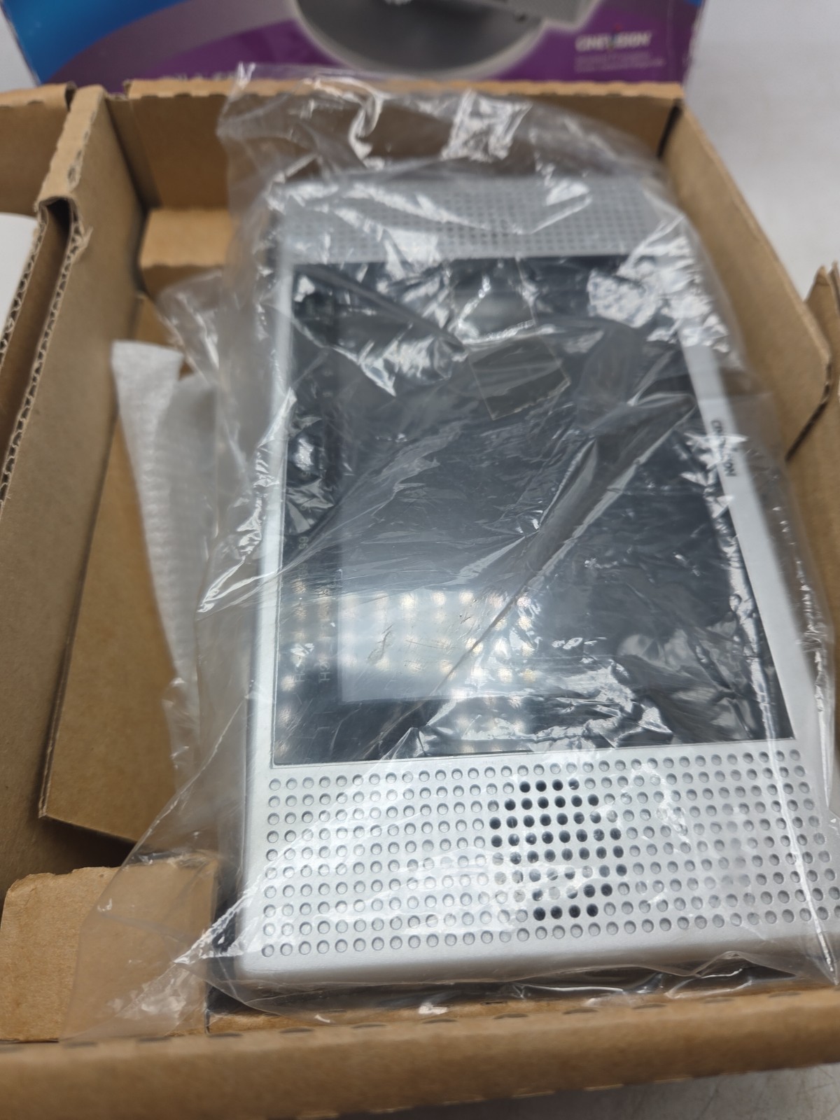 Radio Shack Pocketvision 5” LCD COLOR TV 16-3013 Mini Portable New Open Box