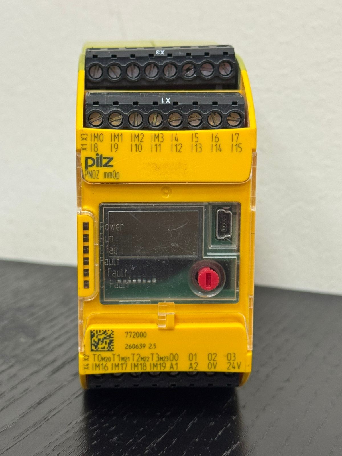 Pilz / PNOZmulti Safety Modular / PNOZ mm0p 24VDC / 772000
