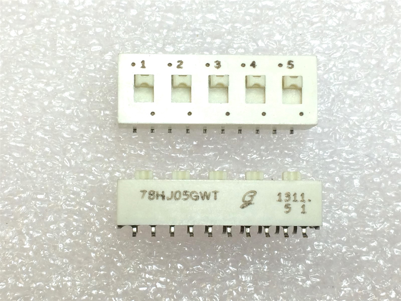 78HJ05GWT GRAYHILL SWITCH SLIDE DIP SPDT 150MA 30V ROHS 1 UNIT