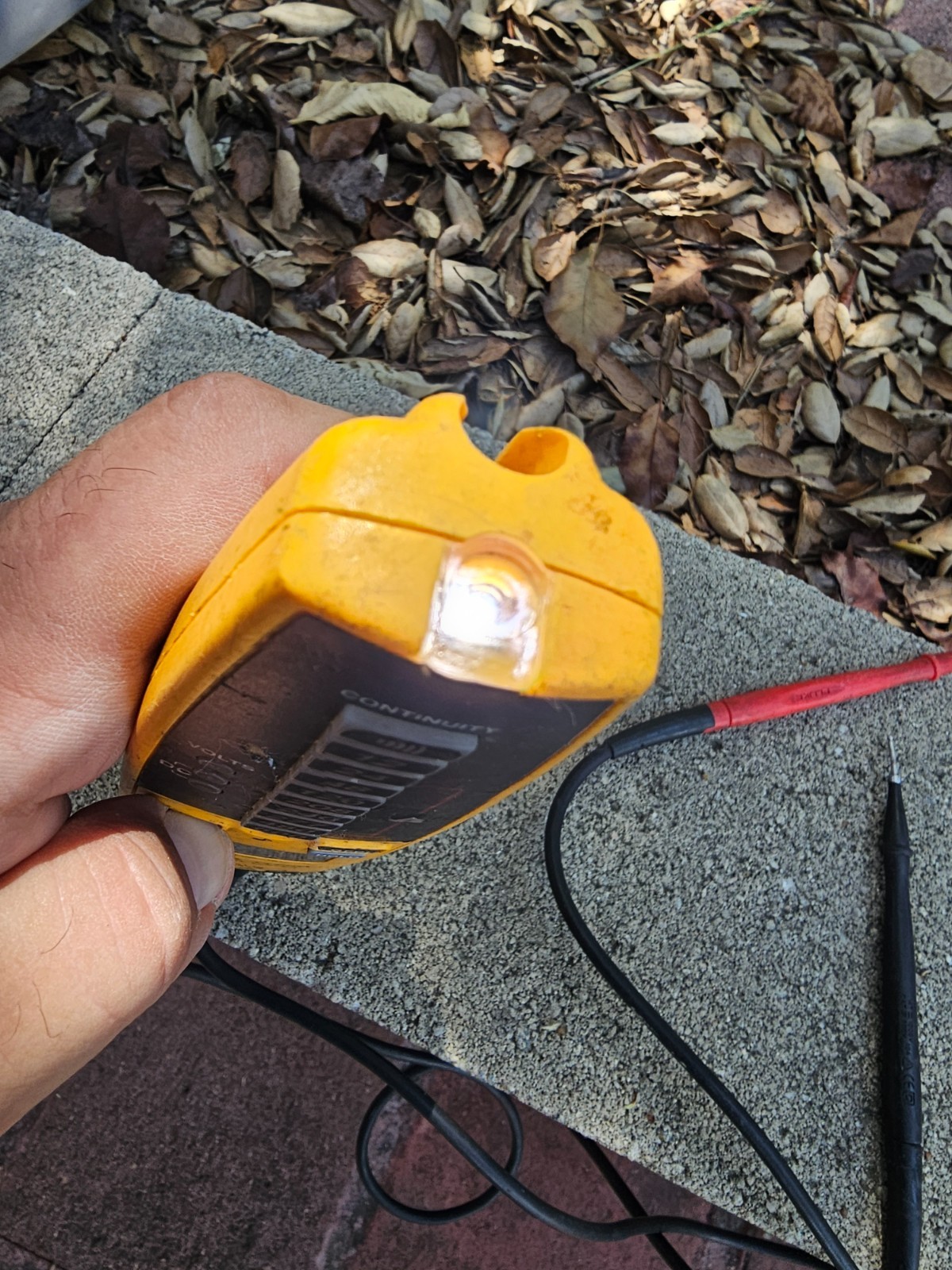 Fluke T+PRO Electrical Tester FOR PARTS OR REPAIR – See The Description / Video