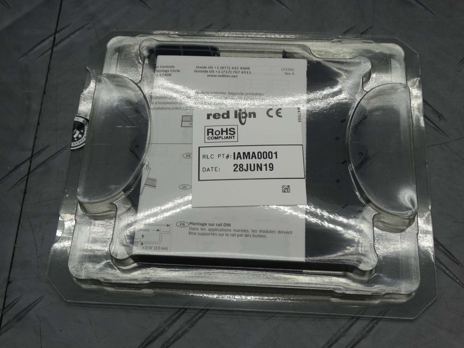 Red Lion Controls Isolated Converter Signal Conditioning Module IAMA0001