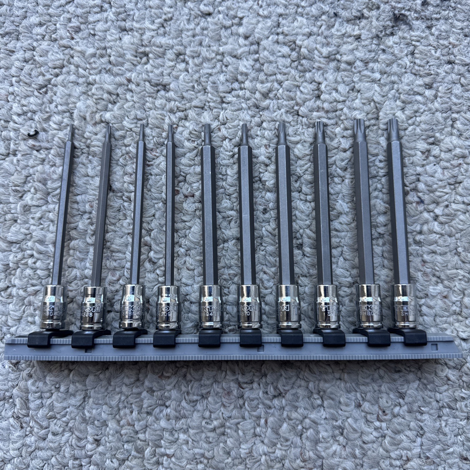 TEKTON 1/4 Inch Drive Long Torx Bit Socket Set with Rail, 10-Piece (T6-T30)