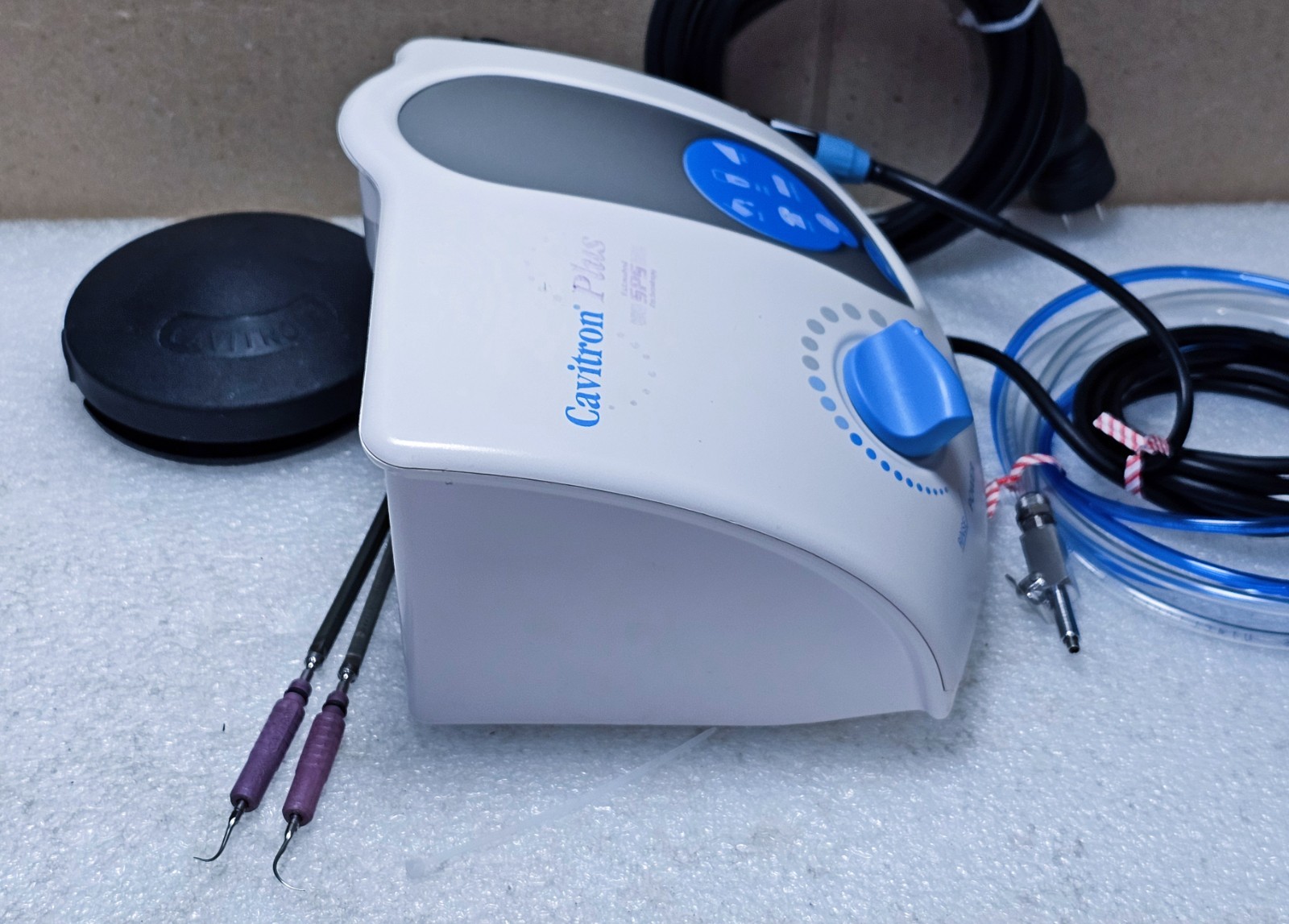 Cavitron Plus Gen-131 System, Wireless Foot Pedal, 90-Day Warranty. 32742