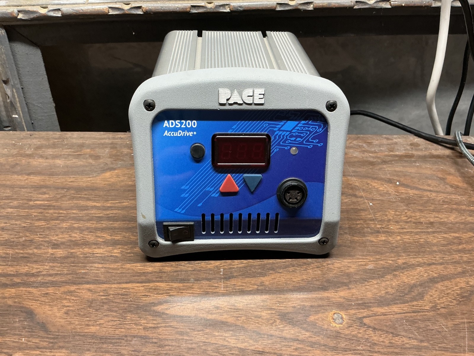 PACE ADS200 – Power Source Only / Tools Sold Separately (8007-0611)
