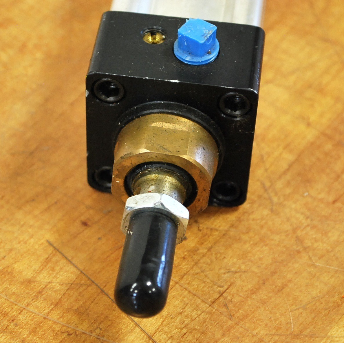 Parker 40 CHMPU14MC 200.0 Series MP Pneumatic Cylinder – NEW