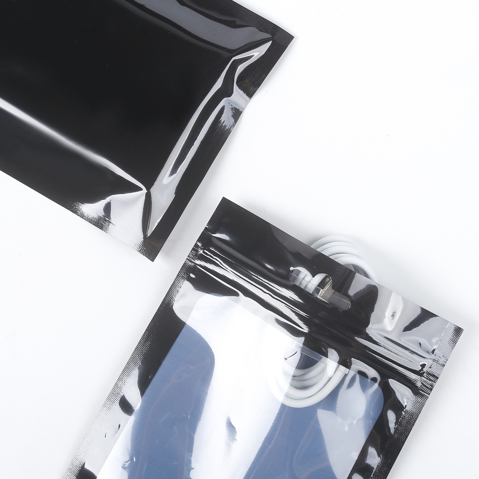 QQ Studio 100 Black Window QuickQlick™ Bags with Zip Seal for Phone Accessories