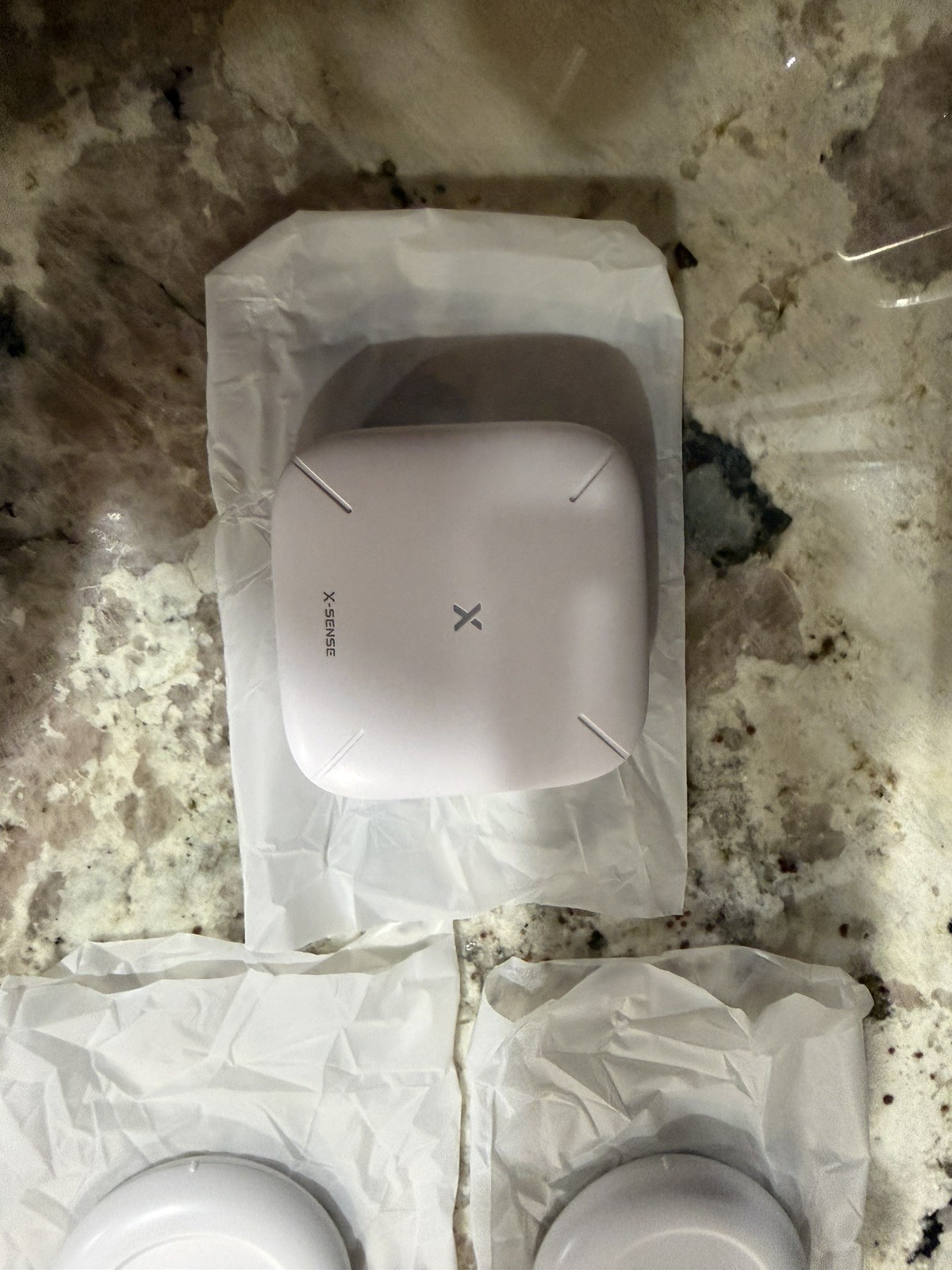 Wi-Fi Water Alarm System – 4 Sensors, App Control & 3-Year Battery New E42