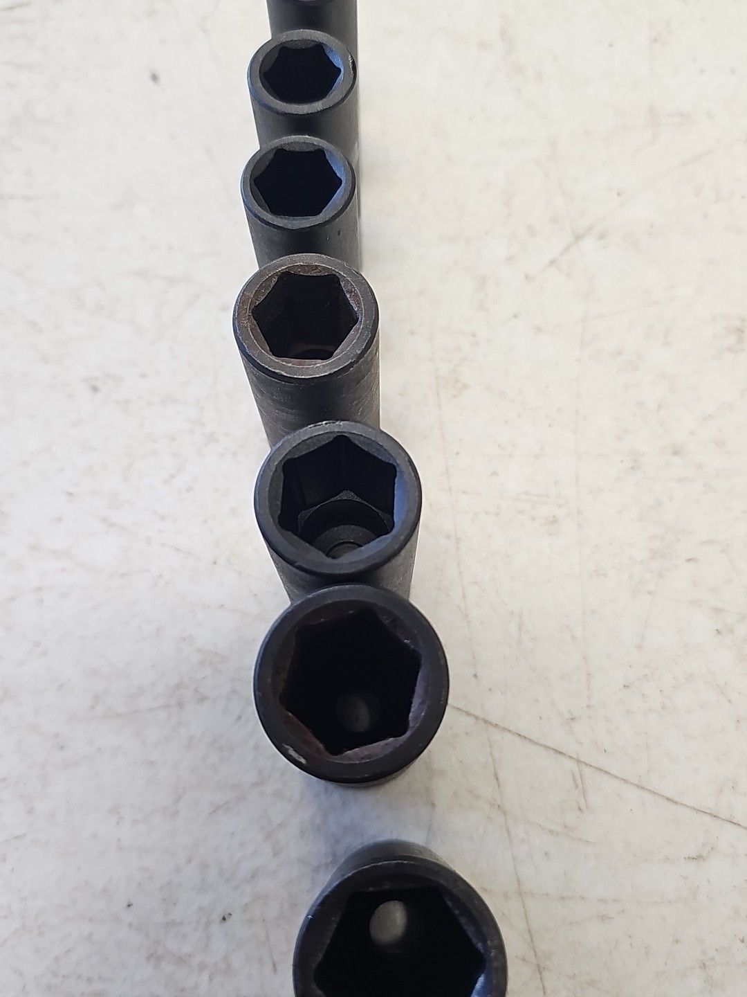 Tekton 3/8 Inch 6 Point Impact Socket Set, 8 Piece (10-19MM)