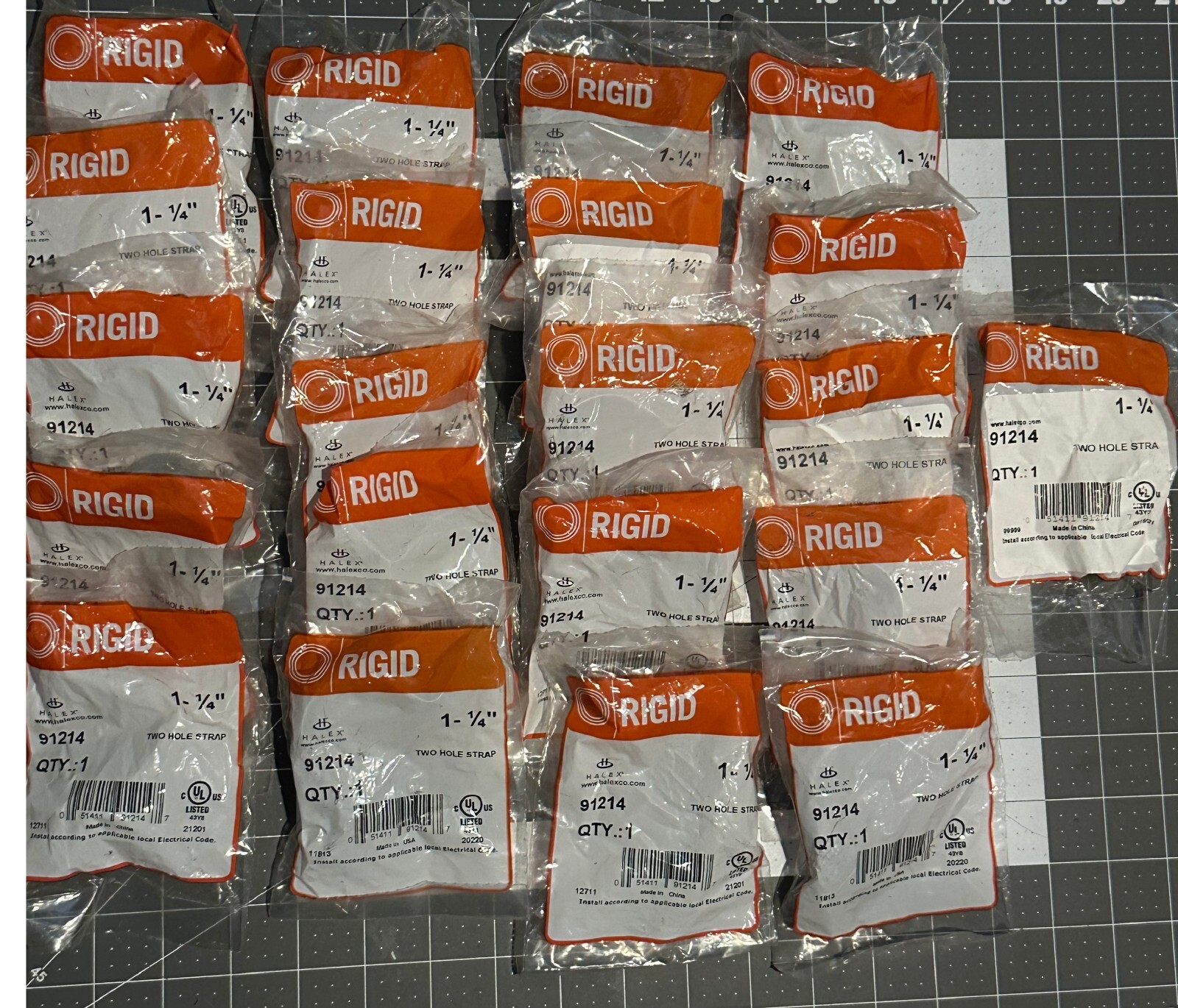 NEW 21-pack lot RIGID 2 Hole 1 1/4” Steel Conduit Straps 2-Hole # 91214