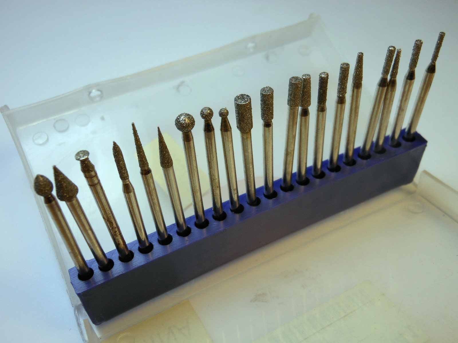 Diamond Mounted Point Kit 3/32″ Shank – 20 Piece Set