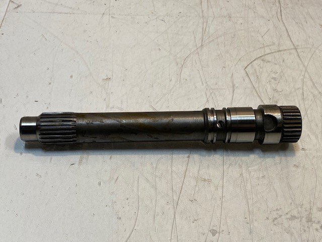 Input Drive Shaft 8-3/4″ L 20mm End 9mm ID 28-Spline 33mm OD 30mm End