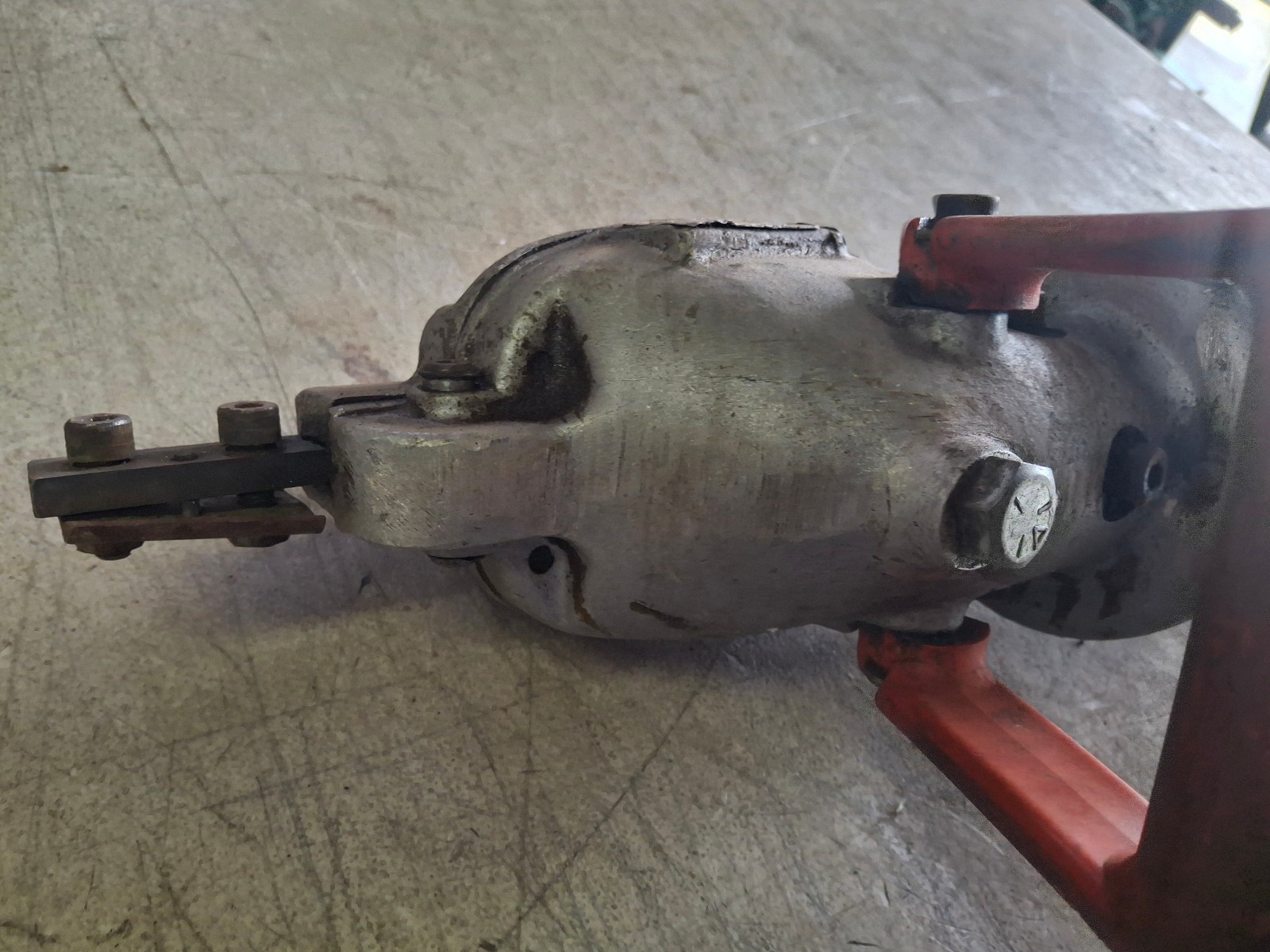 WIDDER 10267 PNEUMATIC AIR FOR METAL PIPES 1″ TO 30″ SIZE 0-300 STROKES/MIN