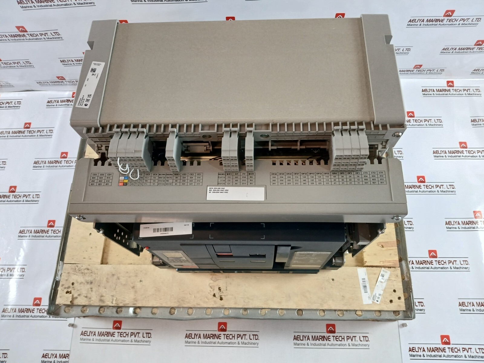 SCHNEIDER ELECTRIC NW12 H1 Masterpact NW Circuit Breaker 690V-AC-50/60Hz 1000V