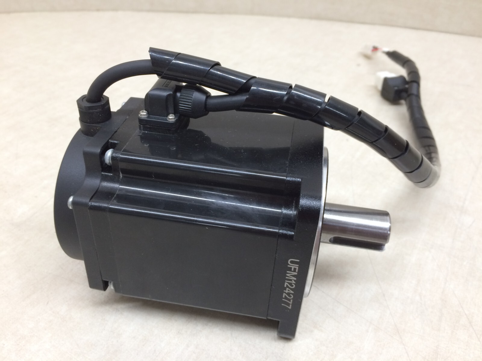 Chengdu Leetro Motor Driver 750W LDB1S2142QD LMBM-08075AM-KEN 3000 r/min Set