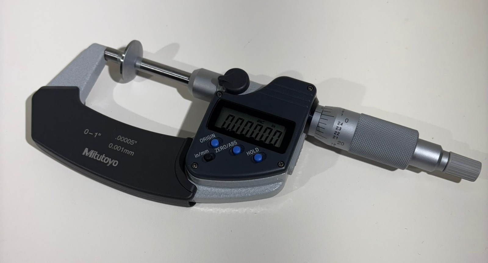 Mitutoyo 369-350-32 – Digimatic Disk N.R.S Micrometer 0″- 1″/25.4mm SPC IP65