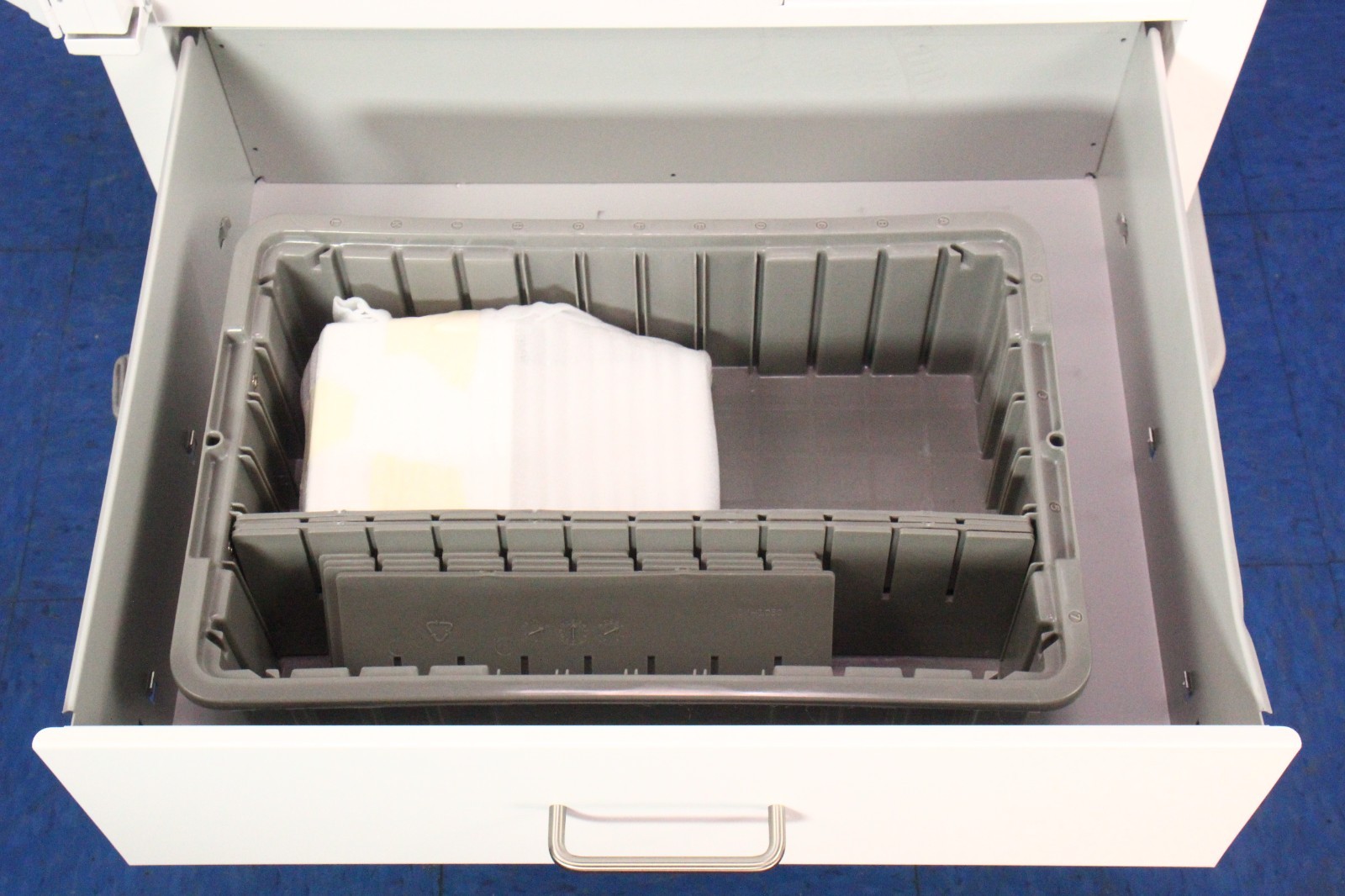 Waterloo Tall Phlebotomy Medical Crash Supplies Cart with Dual Lock Option! NEW!