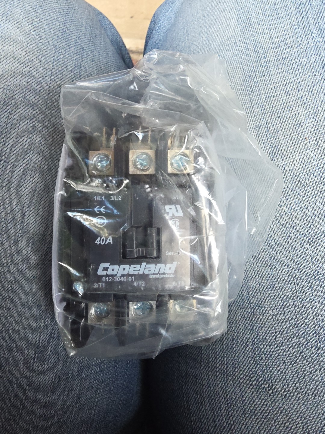 Definite Purpose Air Conditioner Contactor 3P 40A 120V AC coil
