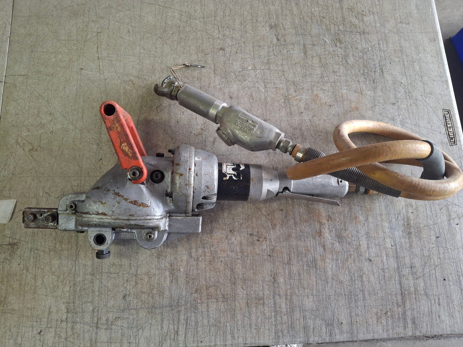 WIDDER 10267 PNEUMATIC AIR FOR METAL PIPES 1″ TO 30″ SIZE 0-300 STROKES/MIN