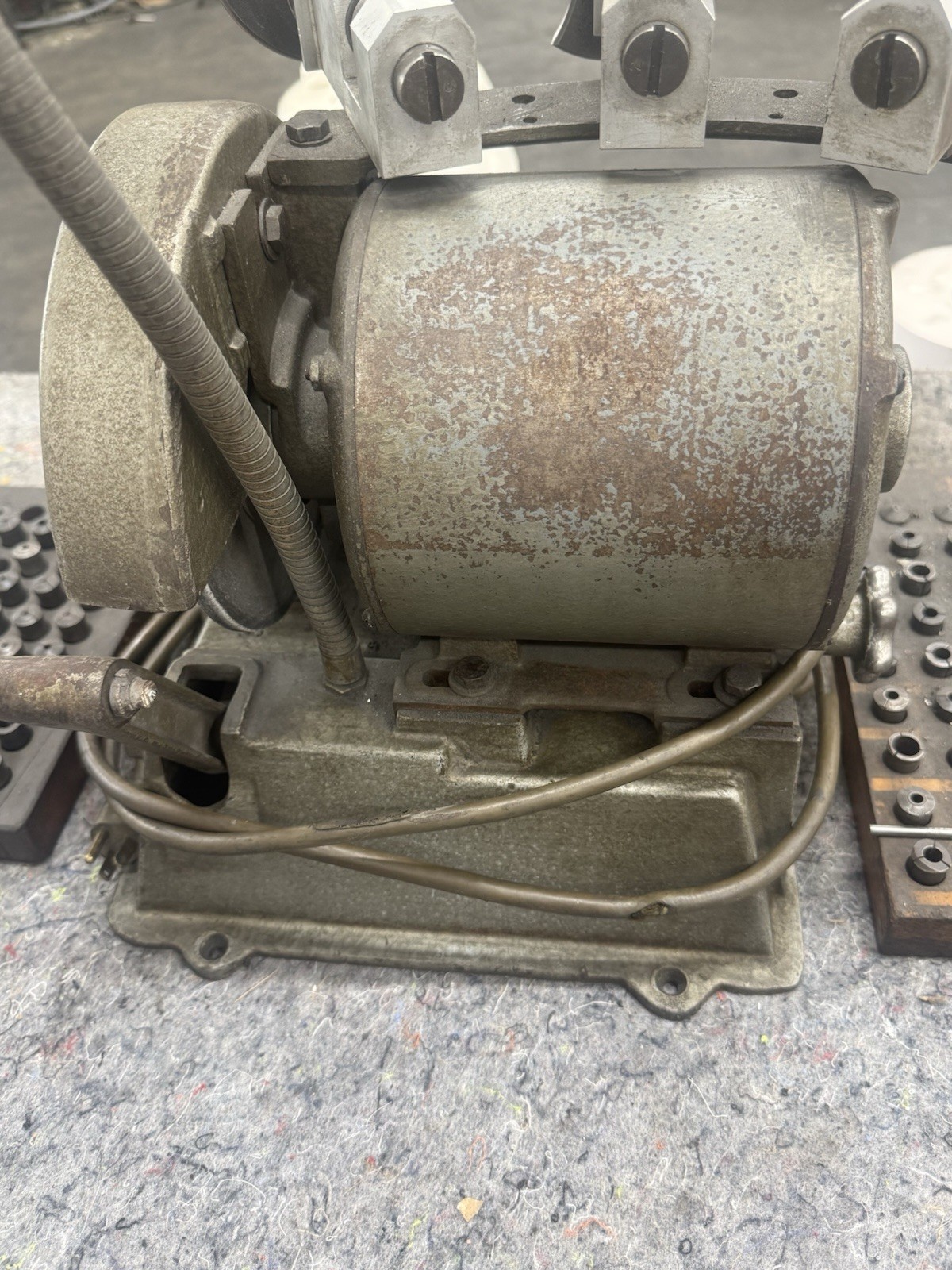 Black Diamond Precision Drill Grinder Model 1A