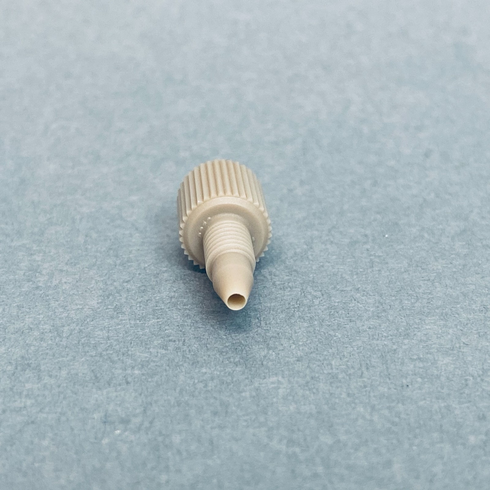 IDEX PEEK One-Piece Fingertight Fitting 1/16 in. OD 10-32 Coned Lot of 7